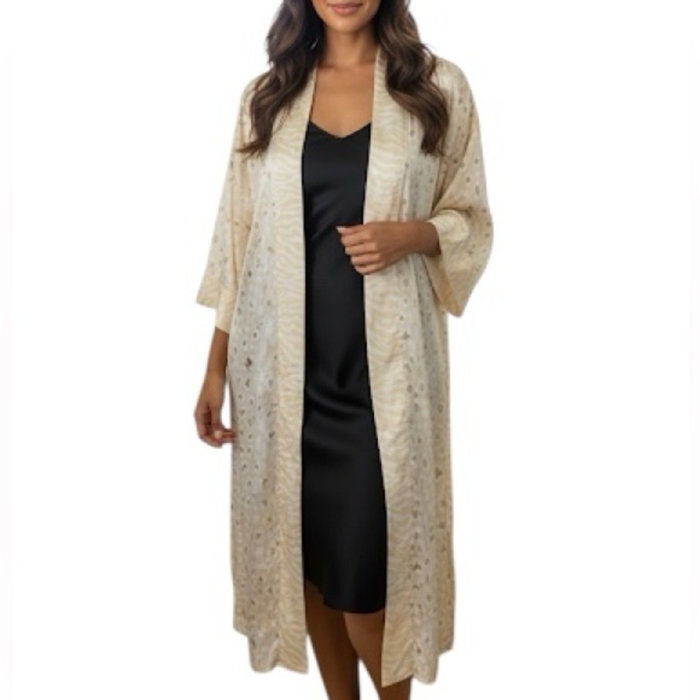 Price is firm New SHOW ME YOUR MUMU The Harlow Robe in Animal Print